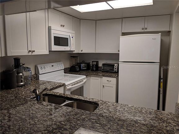 2nd image of 4622 Ringwood Mdw #23
