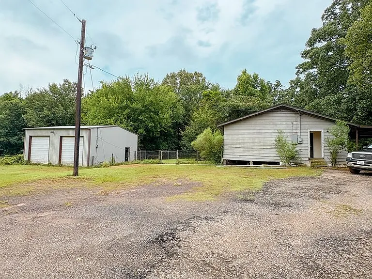 2651 FM 726 W — Photo 2