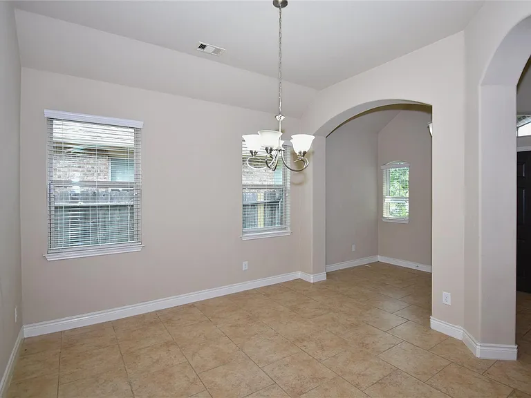 5623 S Denham Ridge Ln — Photo 5