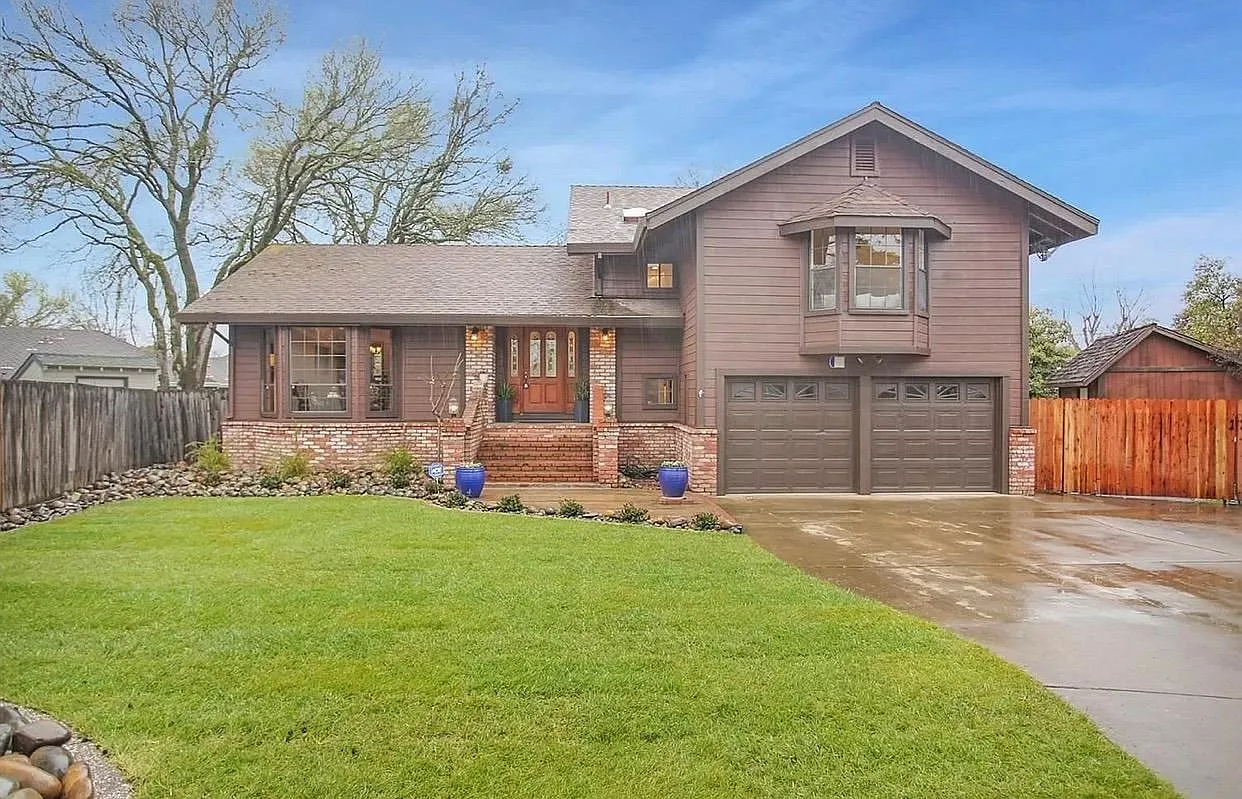 8016 Glen Alta Way photo 1