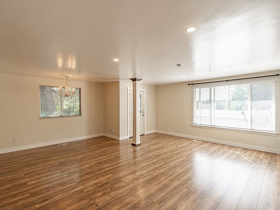 5th image of 314 Wall Ave