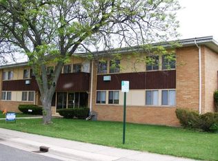 111 Cumming St APT 7, Delavan, WI 53115