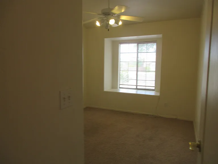 1737 W Corte De Cajamarca — Photo 14