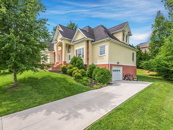 3rd image of 8608 Lake Village Cir