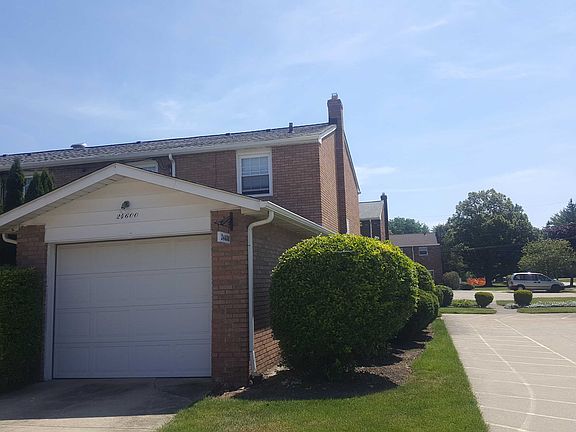 3rd image of 24600 Clareshire Dr #4-K