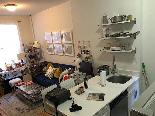 Rented by Sky Management | media 32