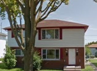 5866 N 61st St, Milwaukee, WI 53218