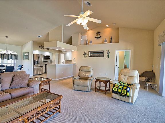 5th image of 171 Medalist Rd