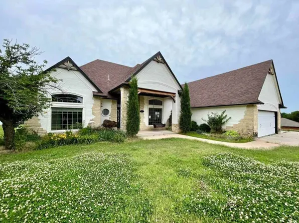 148 Orchard Ln, Ponca City, OK 74604