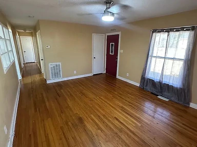 503 Lucky Ct — Photo 11