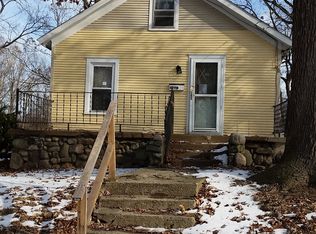 629 Leslie St, Lansing, MI 48912