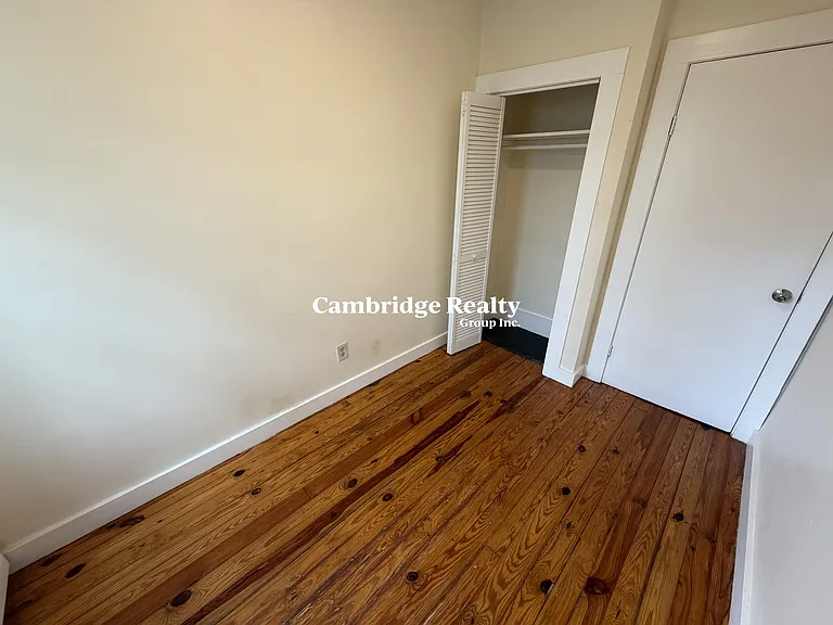 66 Pleasant St #3T — Photo 18