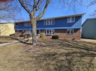 215 South 11th STREET #B, Oostburg, WI