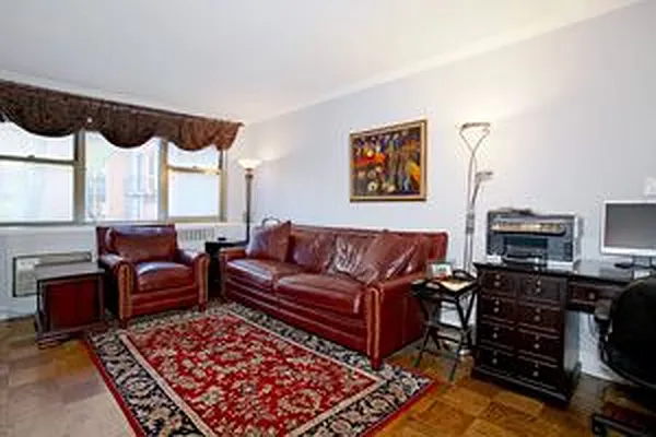 Sold by Douglas Elliman | media 16