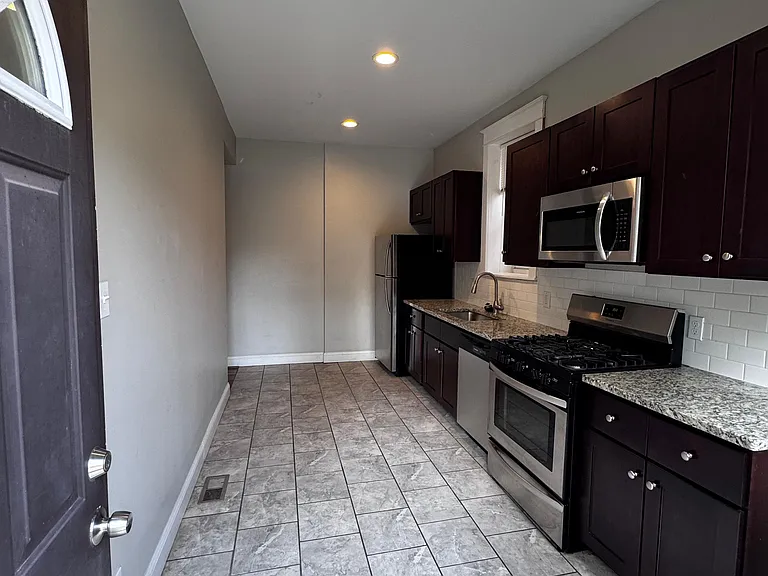 4320 Chouteau Ave #1F — Photo 1