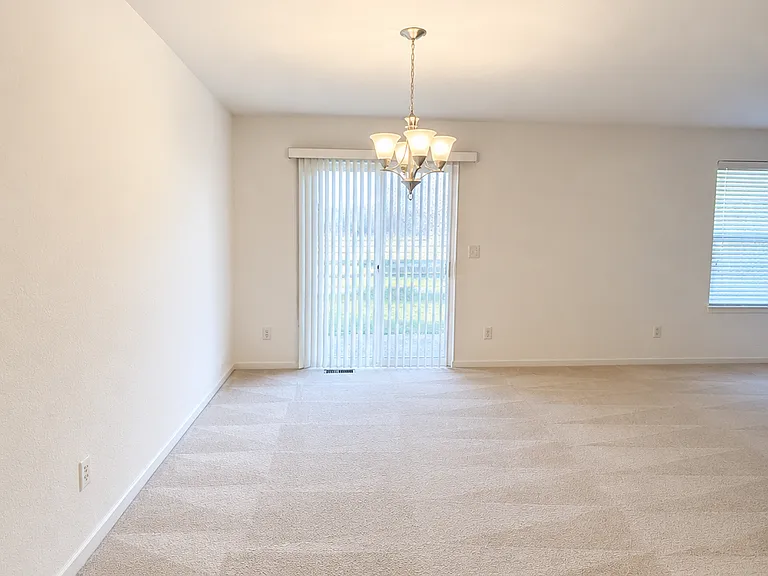 8196 S Norfolk St — Photo 5