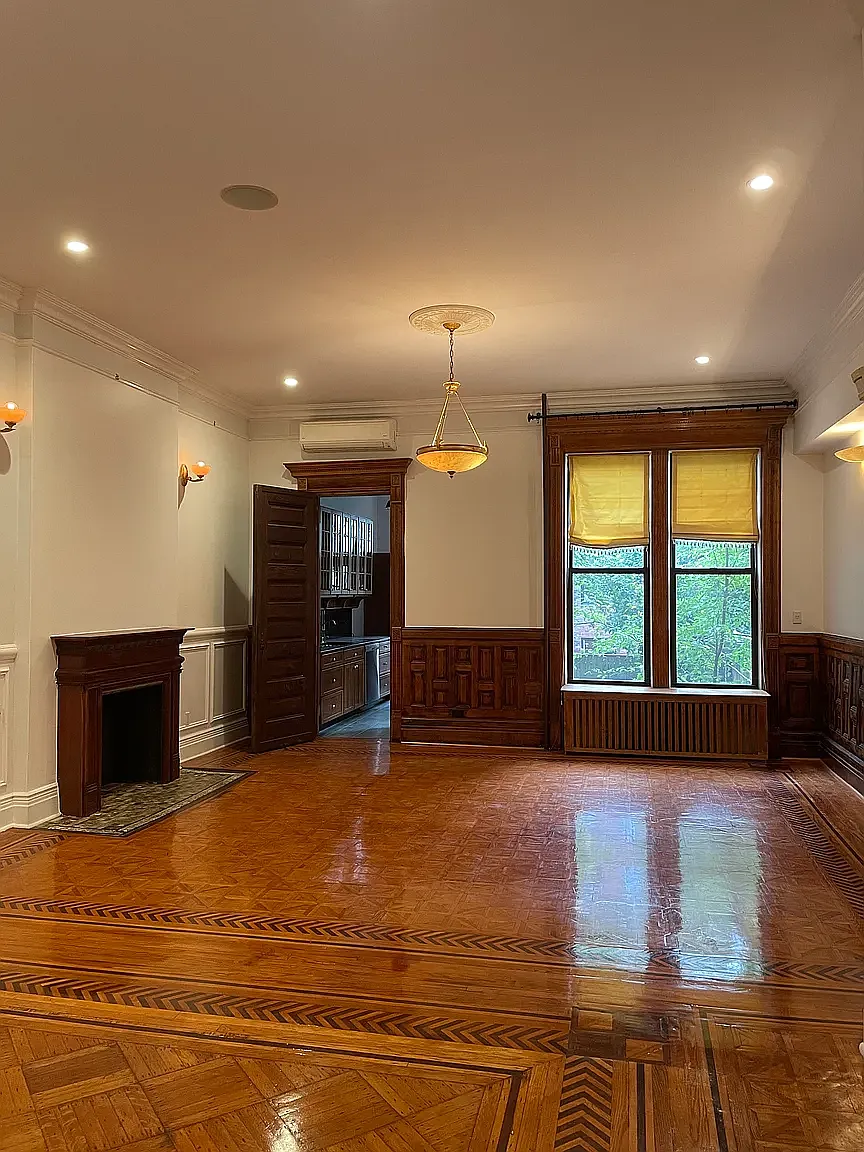 325 West 101st Street — Photo 2