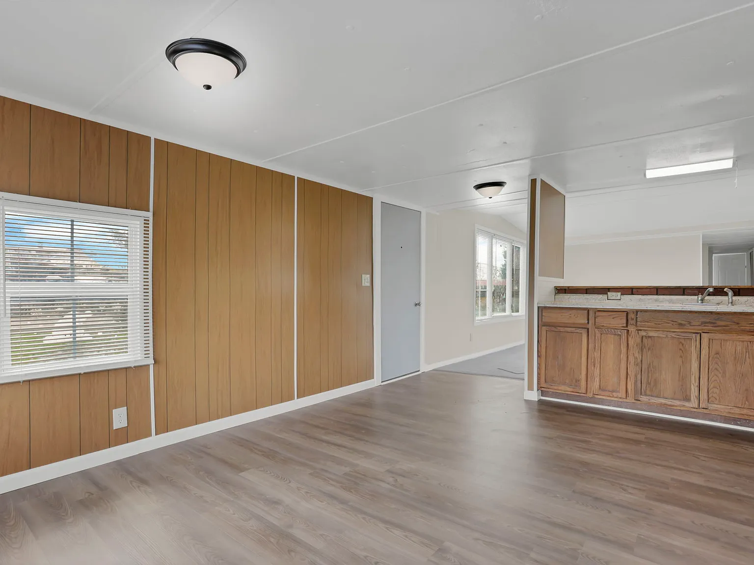 624 Summitt St — Photo 4
