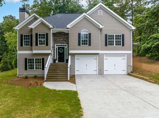 907 Whistler Ln, Canton, GA