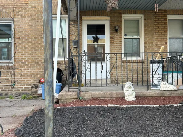 6380 Marsden St, Philadelphia, PA 19135