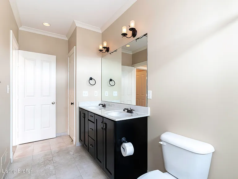 9317 Norton Commons Blvd — Photo 19