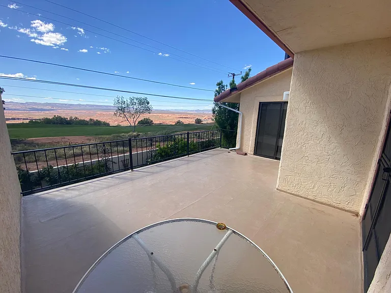 136 S Navajo Dr — Photo 11