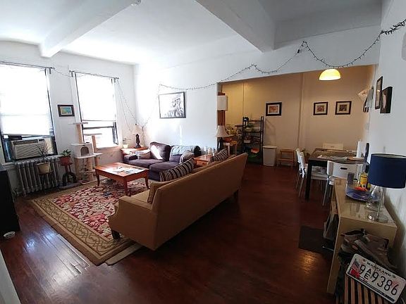 Living room 1