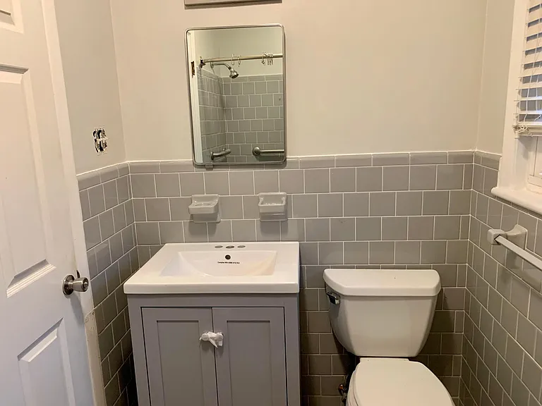 3668 Kingsboro Rd NE #10 — Photo 12