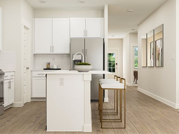 2nd image of 331 Lacewing Ln