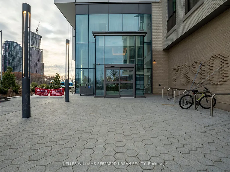7890 Jane St #2910 — Photo 4