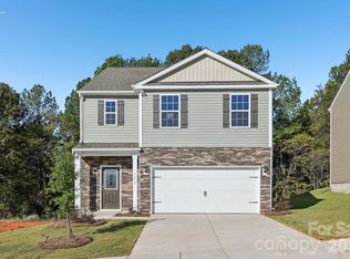 5113 Shallow Brook Dr, Charlotte, NC 28215