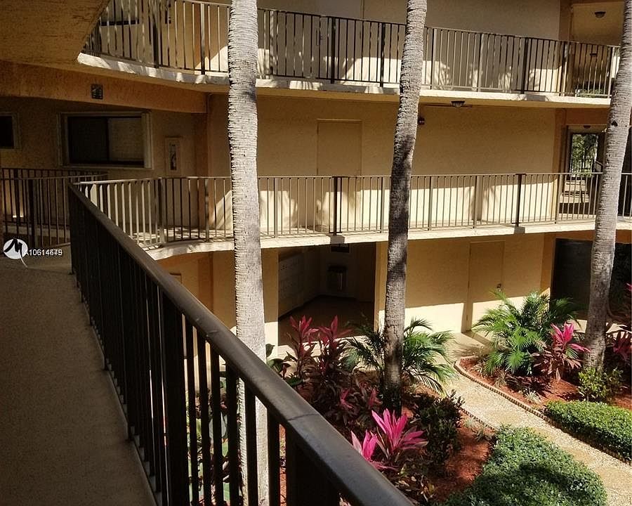 1st image of 8005 SW 107th Ave APT 221