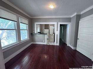 415 E Locust St APT 3, San Antonio, TX 78212