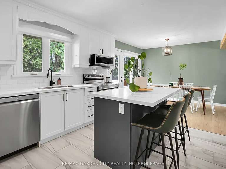 18 Wakil Dr #1 — Photo 9