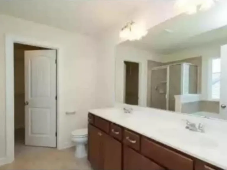140 Chownings Dr — Photo 15
