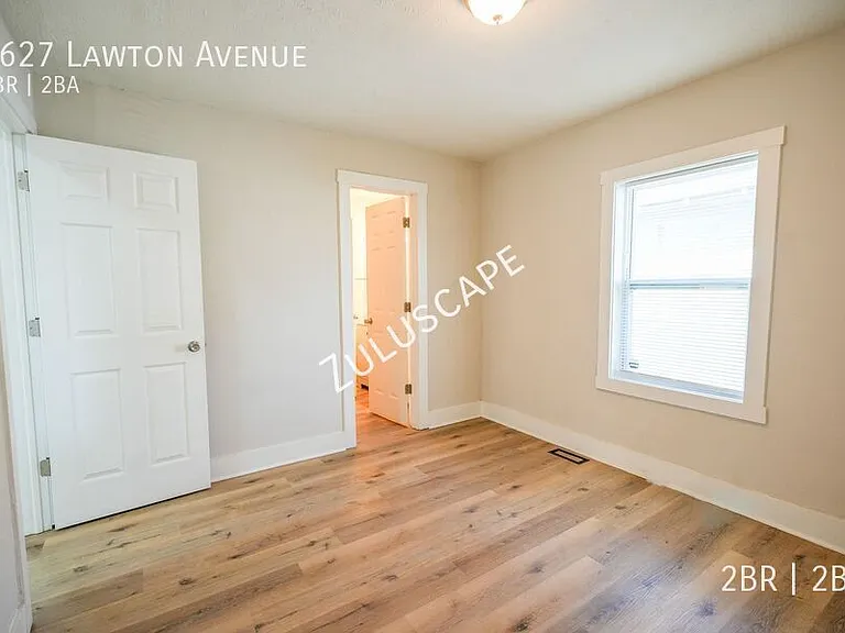 1627 Lawton Ave — Photo 9