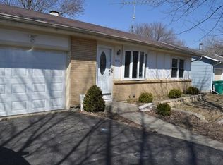 4510 Prairie Ave, McHenry, IL 60050