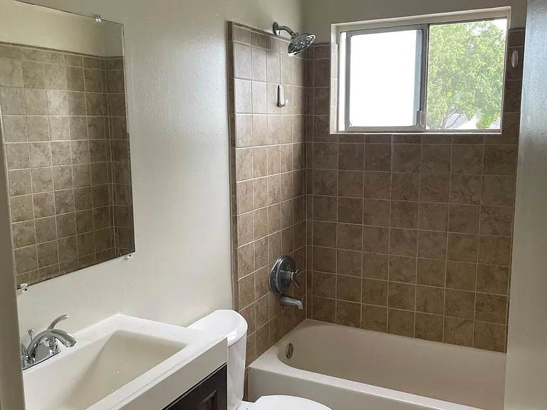 1671 Merrill Dr #D — Photo 10