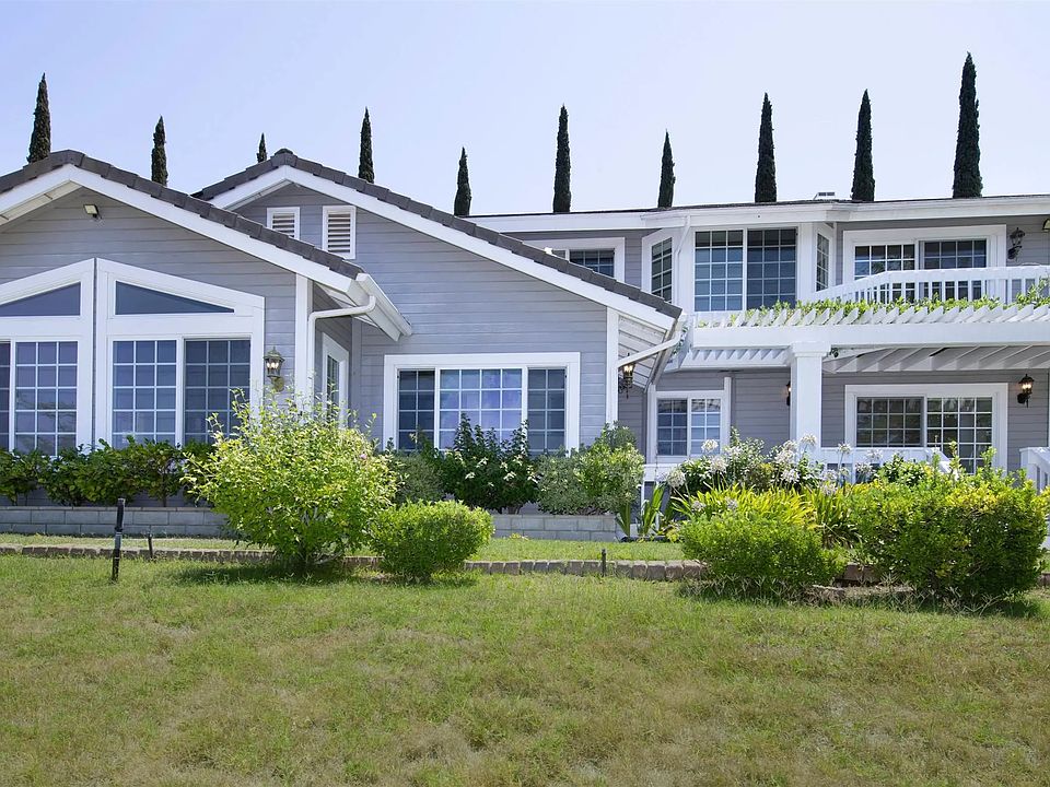 1st image of 1708 Birchwood Dr