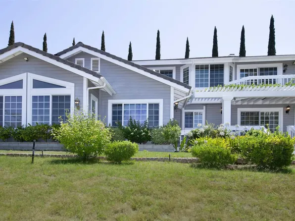 1708 Birchwood Dr, San Marcos, CA 92069