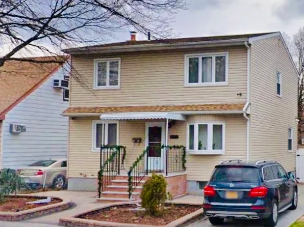16431 Underhill Ave, Fresh Meadows, NY 11365