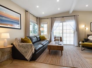 1120 1st St, Hermosa Beach, CA 90254