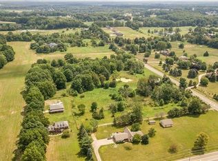 Arlington Ave NW, North Canton, OH 44720