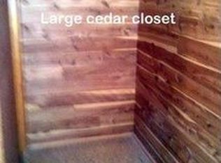 1906 Smith Rd, Bellevue, NE 68005