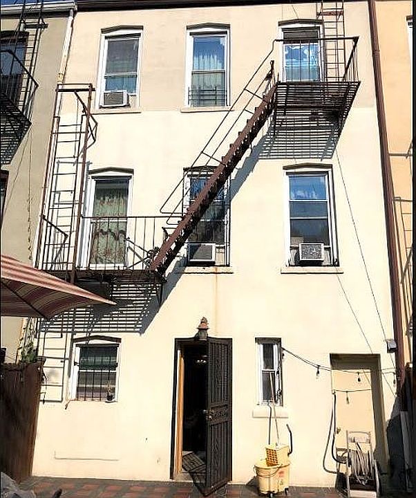 2nd image of 500 New Jersey Ave #1