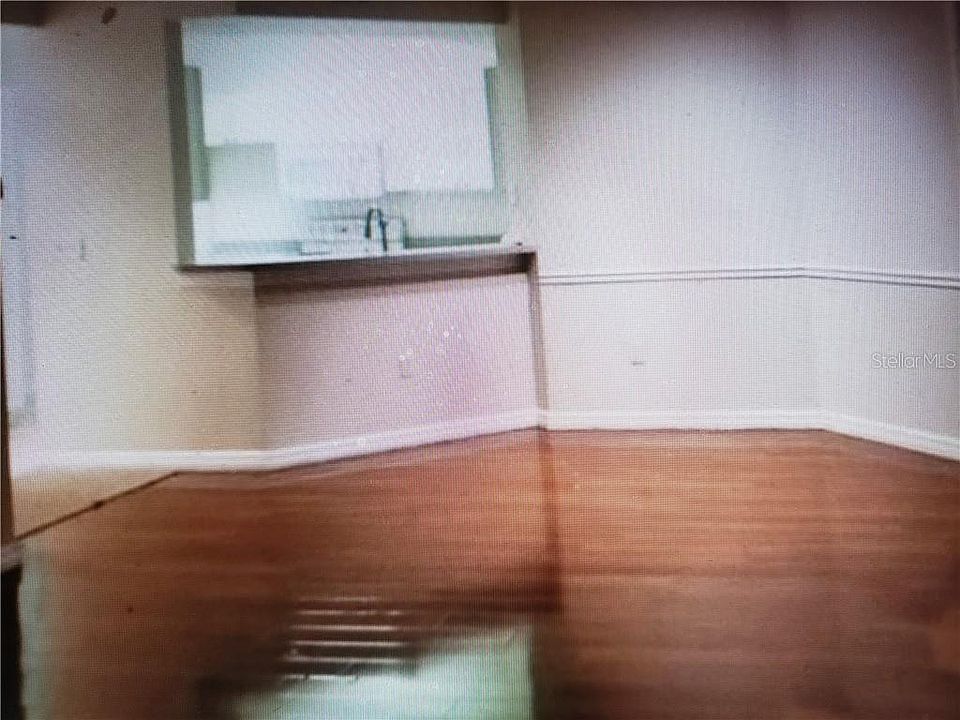 2nd image of 5566 Metrowest Blvd #30