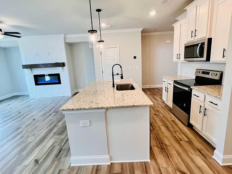 4666 Cypress Landing Way — Photo 10