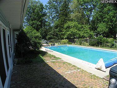 5th image of 8492 Bobolink Dr