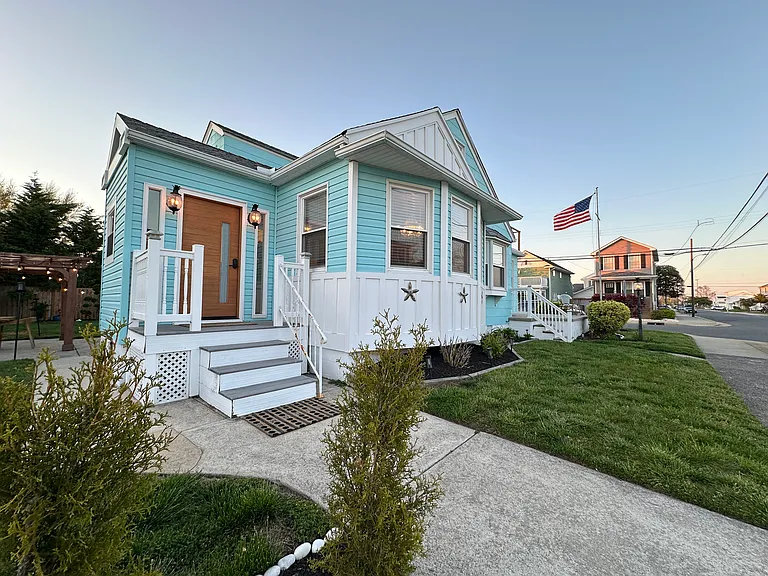 400 N Oxford Ave — Photo 61