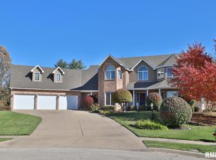 29 Crystal Ct, Morton, IL 61550